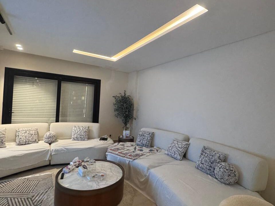 68da68b22b578_WhatsApp-Image-2025-09-29-at-1.45.45-PM