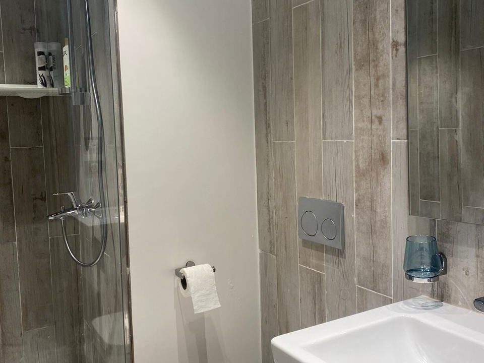 68f4af43eac99_IMG-20251018-WA0071