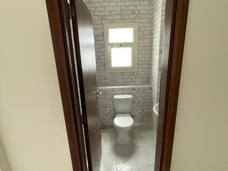 68f7a362cf4e0_WhatsApp-Image-2025-10-21-at-6.01.17-PM